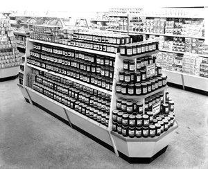 Jam- en marmeladegang, Woolworths winkel, 1956